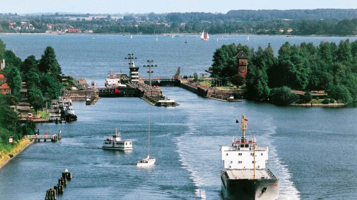 The three most frequently traveled artificial waterways in the world: the Kiel C ...