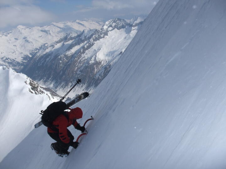 Bergsteigen birgt Gefahren: Für Böhm ist wichtig, die Angst durch Achtsamkeit zu ...