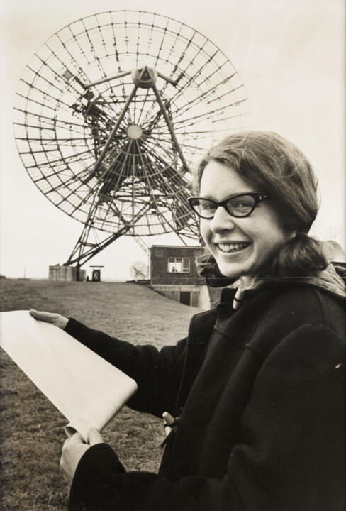 1967 macht die junge nordirische Astrophysik-Studentin Joycelyn Bell Burnell ein ...