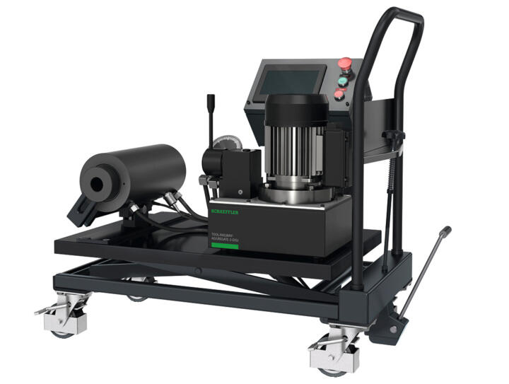 Mobile hydraulic unit for mounting and dismounting axlebox bearings in rail vehi ...